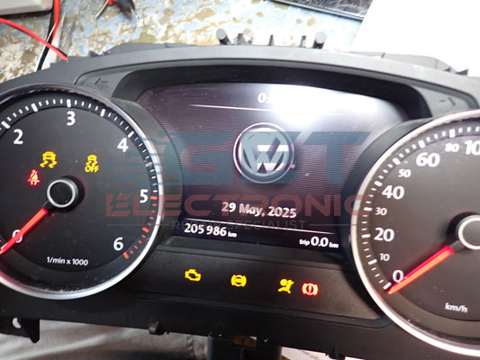 VW Tiguan Cluster repair  - No power on