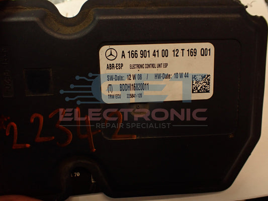 Mercedes-Benz ABS Module Repair – Speed Sensor Fault / Internal Error